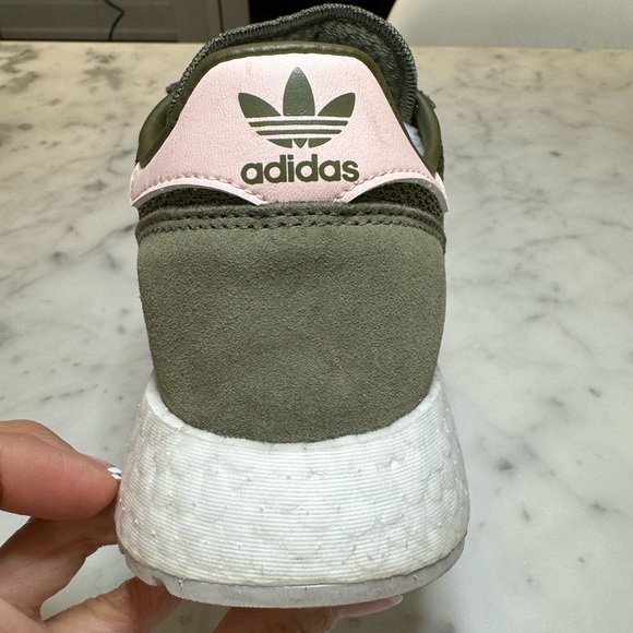 Adidas army green and pink running shoes - Picture 4 of 8